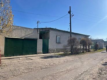 Продажа коттеджей и домов: 3 комнаты, 50 м², 35 соток, Бишкек, Собственник at lalafo.kg — 1 Продажа коттеджей и домов: 3 комнаты, 50 м², 35 соток, Бишкек, Собственник — 1