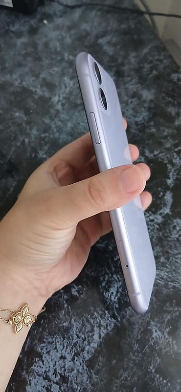 Apple iPhone: IPhone 11, Simsiz şarj — 4
