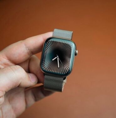 qiriq ekran: Smart saat, Sensor ekran, rəng - Boz