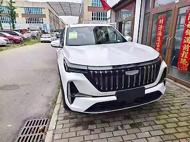 Geely: Geely Atlas: 2026 г., 1.5 л, Робот, Бензин, Кроссовер — 4