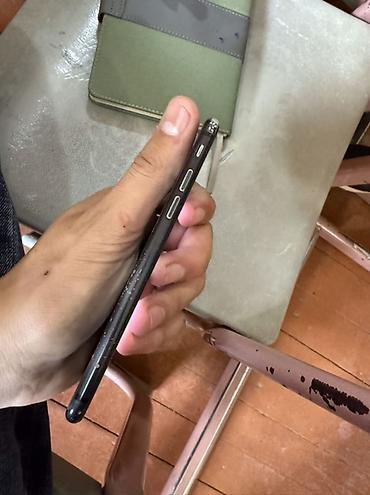 Apple iPhone: IPhone 7, 32 GB, Jet Black, Barmaq izi — 15