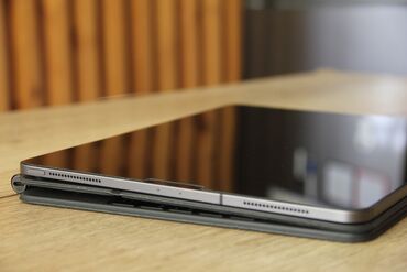 Планшеты: Планшет, Apple, память 1 ТБ, 12" - 13", Wi-Fi, Б/у, цвет - Серый — 6