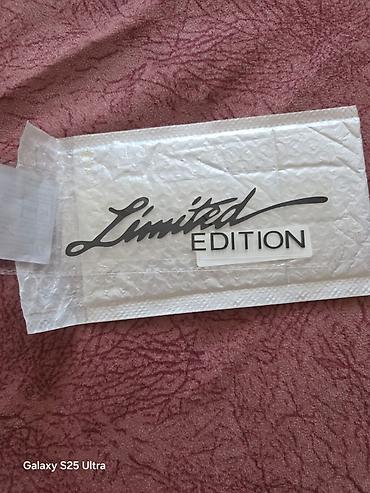 su reduktoru: Məhsul: “Limited Edition” avtomobil stiker dəsti qiymət endirildi.ZƏNG — 1