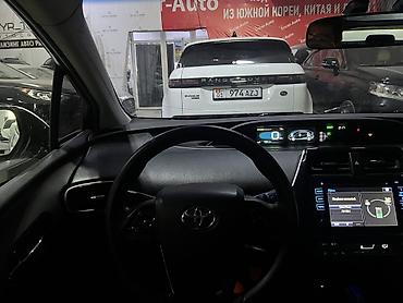 Toyota: Toyota Prius: 2016 г., Вариатор, Гибрид — 8