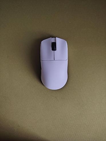 компютерный клуб: Беспроводная игровая мышь ATK F1 Ultra Max 2.0 (белая) - Эргономичная — 1