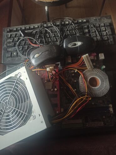 udore h61 motherboard: Plata qida blok hamsi var zapzastkimi