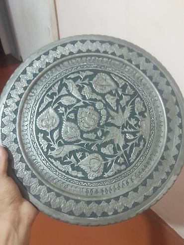 ritual samlar haqqinda: Kohnenin mis qabi qedimidi bezeyli naxis - Material: döymə metal — 2