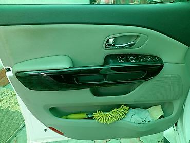 Kia: Kia Carnival: 2019 г., Минивэн — 10