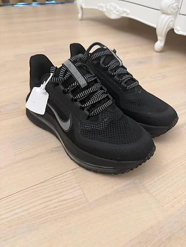Личные вещи: Мужские кроссовки, 42, Nike, Новый, цвет - Черный, Самовывоз — 1