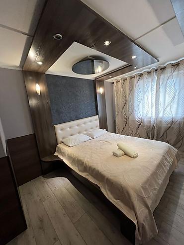 Посуточная аренда комнат: 300 м² — 3