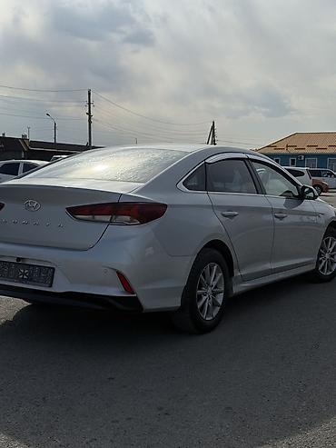 жеңил машина: Hyundai Sonata: 2019 г., 2 л, Автомат, Бензин, Седан — 4