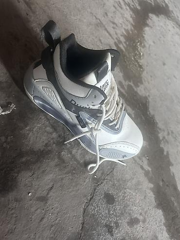 некая: Мужские кроссовки, 38.5, 36, 39, Nike, Новый, цвет - Белый — 1