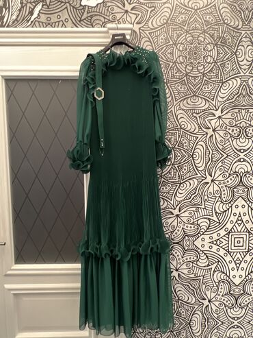 вечернее платье из китая: Вечернее платье, Классическое, Длинная модель, С рукавами, S (EU 36), M (EU 38)
