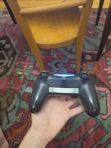 PS4 (Sony PlayStation 4): Sony PlayStation 4 Slim oyun konsolu. Rahat proşifka edilib oyunlar — 4