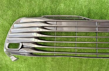 Решетки радиатора: Решетка радиатора Toyota 2017 г., Новый, Аналог — 6