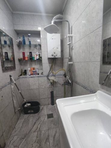 Köhnə tikili: Bakı, Yeni Günəşli Massiv D, 2 otaqlı, Köhnə tikili, 60 kv. m — 7