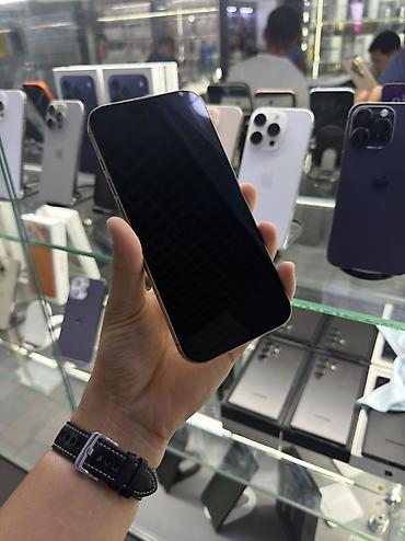 раритет телефон: IPhone 16 Pro Max, Б/у, 256 ГБ, Desert Titanium, Защитное стекло, Чехол, В рассрочку, 93 % — 3