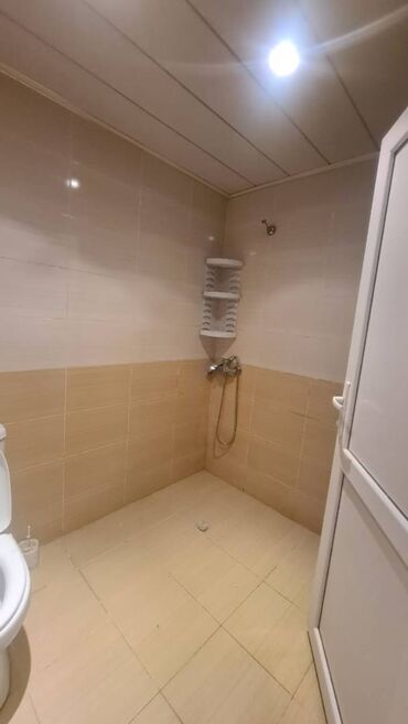 Uzunmüddətli kirayə mənzillər: Sabunçu rayonu, Bakıxanov qəsəbəsi, Stimul Hospital yaxınlığında — 16