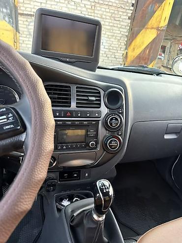 40 5: Kia Bongo 3, бортовой малотоннажный грузовик (надпись 1.4T на борту) — 4