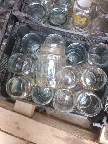 koşk satılır: 3kq banka 40 qəpik mecta 20qepik aroma 20qepik 2k 30qepik balaca banka