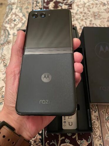 zte axon 40 ultra qiymeti: Motorola Razr 40 Ultra, 256 GB, rəng - Boz, Sensor, Barmaq izi, Simsiz şarj
