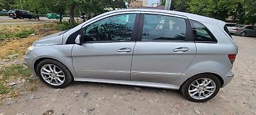mers zaychik: Mercedes-Benz B-Class: 2010 г., 1.8 л, Вариатор, Бензин, Хэтчбэк — 6