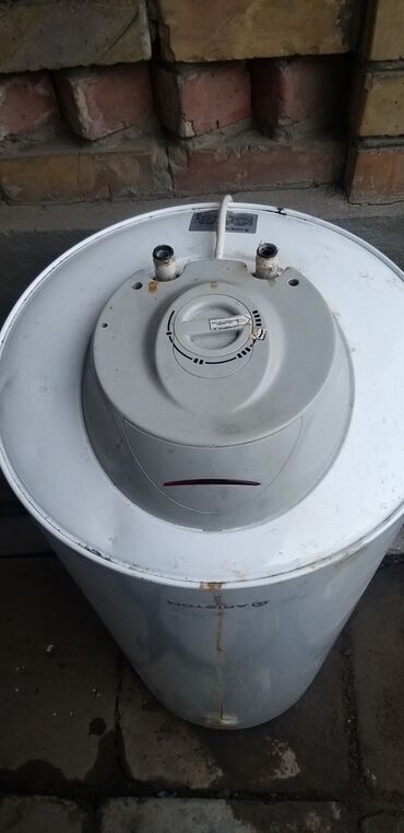 Техника для кухни: Водонагреватель аристон 120 литр 4000 сом. нужен ремонт. можно