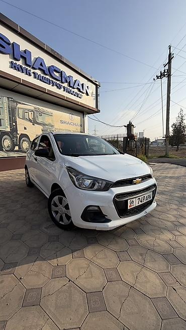 Chevrolet Spark: 2017 г., 1 л, Автомат, Бензин, Хэтчбэк at lalafo.kg Chevrolet Spark: 2017 г., 1 л, Автомат, Бензин, Хэтчбэк
