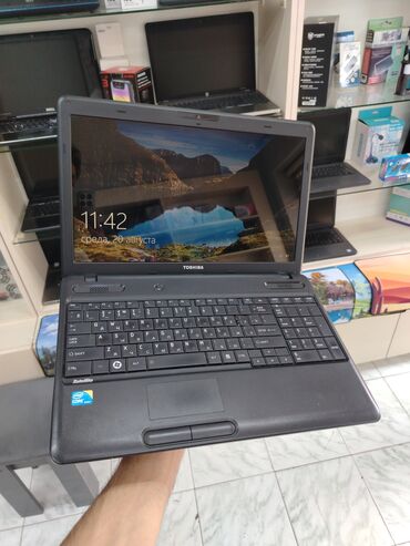 Kompüter ehtiyyat hissələri: Toshiba Satellite C660 4Ram Hard disk 320gb Core i3 M370 Real aliciya