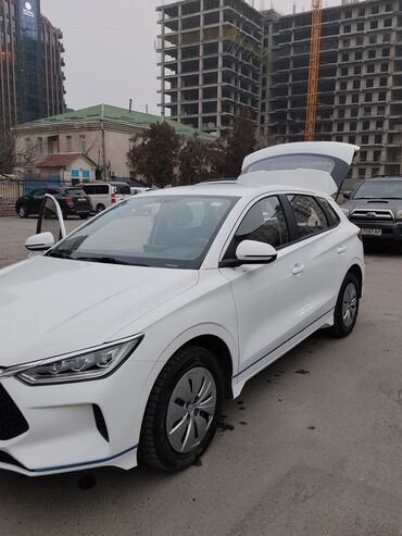 BYD: BYD E2: 2020 г., Автомат, Электромобиль, Хэтчбэк — 7