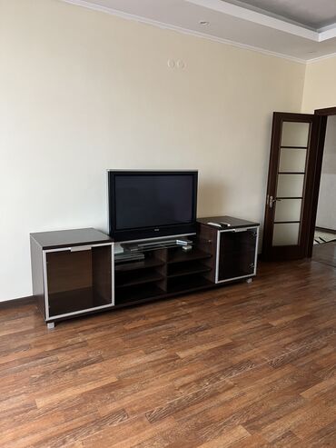 чолпон ата снять квартиру на длительный срок: 2 комнаты, Собственник, Без подселения, С мебелью полностью