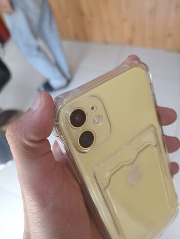 tecno camon 17p: IPhone 11, Колдонулган, 64 ГБ, Сары, Заряддоочу түзүлүш, Каптама, 85 %