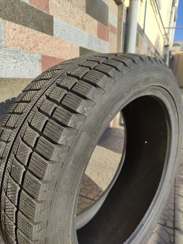 Шины: Продаю зимнюю резину Tranzano 235/45 R18 2019 г.в. протектор 95% без