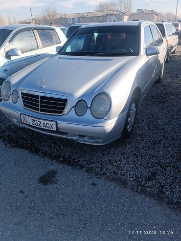 Mercedes-Benz: Mercedes-Benz E-Class: 2000 г., 2.6 л, Механика, Бензин, Седан