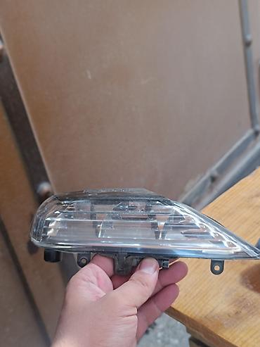 Subaru Forester yan güzgü işıqları 1 ədədində çat var lalafo.az -da Subaru Forester yan güzgü işıqları 1 ədədində çat var