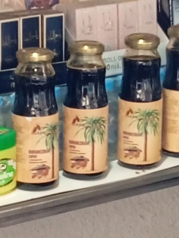 купить закручивающиеся банки для консервирования: Финиковый сироп в стеклянных бутылках с металлической крышкой. -