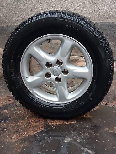 Колеса в сборе 235 / 60 / R 16, Зимняя шипованная, Б/у, Комплект, Внедорожные (АТ/МТ), Литые, отверстий - 5