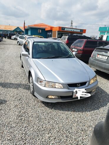 Honda: Honda Accord: 2002 г., 1.8 л, Автомат, Бензин, Седан