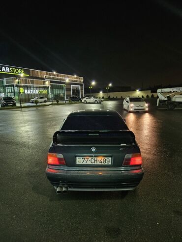 BMW: BMW 3 series: 1.8 l | 1996 il Sedan — 7