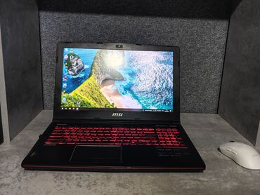 Ноутбуки: Ноутбук, MSI, 8 ГБ ОЗУ, Intel Core i5, 15.6 ", Б/у, Для несложных задач, память SSD