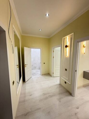 село садовой: 1 комната, 46 м², Элитка, 8 этаж