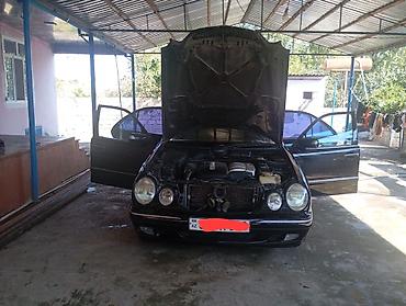 ses bogucu: Mercedes-Benz 270: 2.7 l | 2000 il Sedan — 2