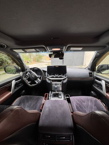 Toyota: Toyota Land Cruiser: 2018 г., 5.7 л, Автомат, Газ, Внедорожник — 6