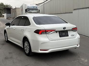 Продажа авто: Toyota Corolla: 2019 г., 1.8 л, Вариатор, Гибрид, Седан — 4