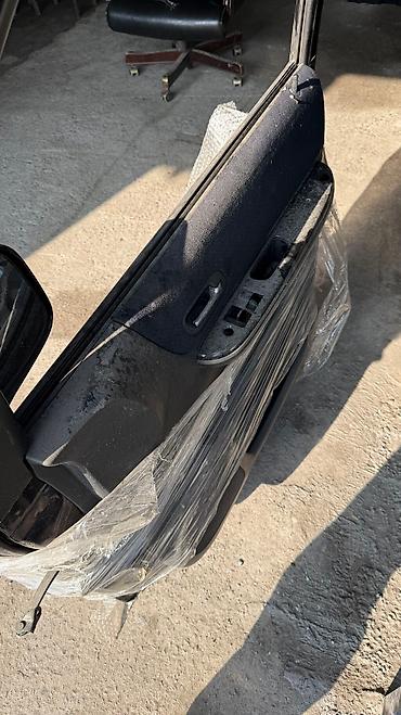 Двери и комплектующие: Дверь Комплект Toyota, Б/у, Оригинал — 2