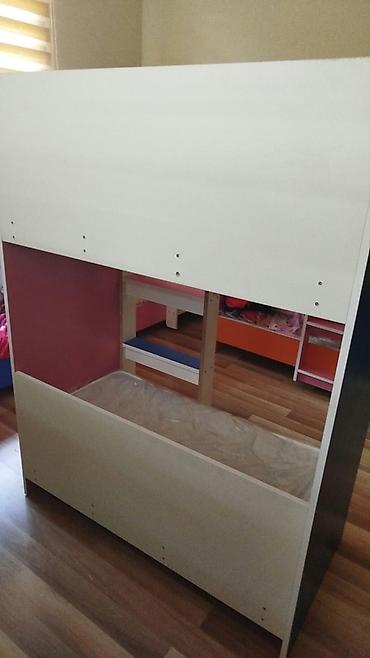 polka satilir: Uşaq otağı üçün iki mərtəbəli çarpayı satılır. Model kompakt quruluşa — 3