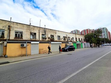 Kommersiya daşınmaz əmlakının satışı: Nərimanovda Azinko Binalarının yanında, əsas yolun qırağında Tam — 23