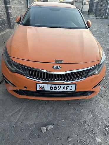 Kia Optima: 2018 г., Седан