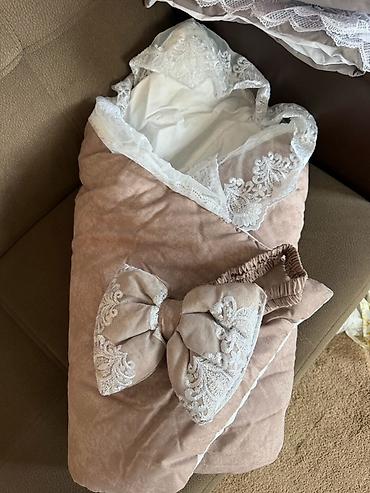 вешалка для одежды из дерева: İkiside Tezedir✅istifade olunmayıb✅ Boz konvert orta qalınlıqda Bej — 1