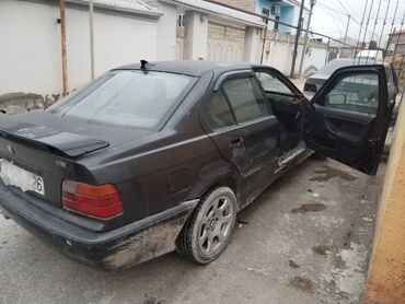 uaz ehtiyat hiseleri: Bmw36 kuza maşın sökülür. 2 mator m50 1.8 m43 aid ehtiyyat hissələri
